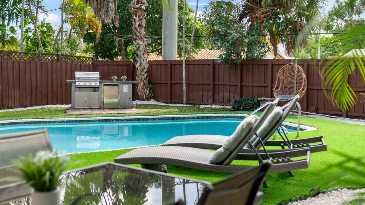 Photo of Outdoor in North Central Hollywood