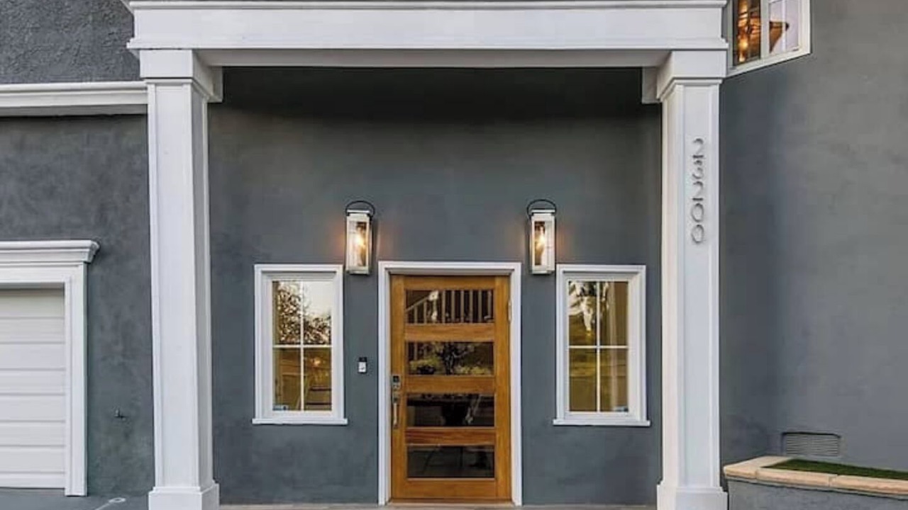 Photo of Outdoor in Woodland Hills