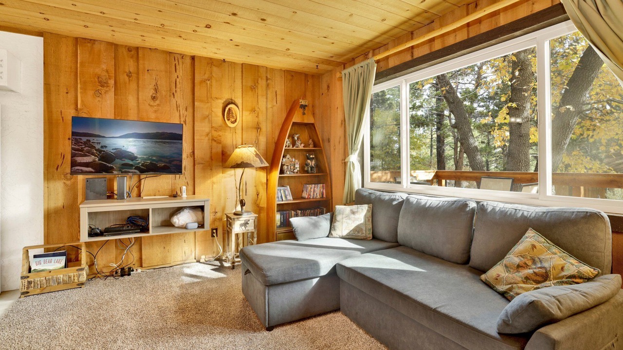 Photo of Livingroom in Sugarloaf