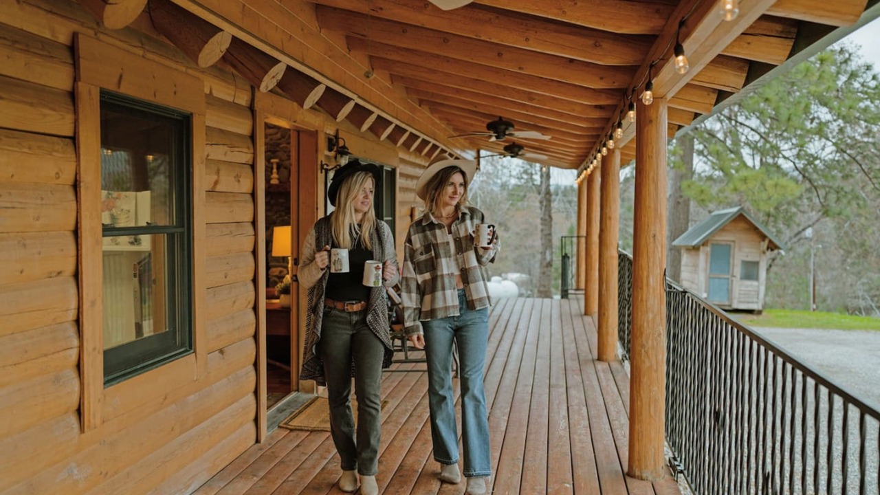 Photo of Others in Mariposa