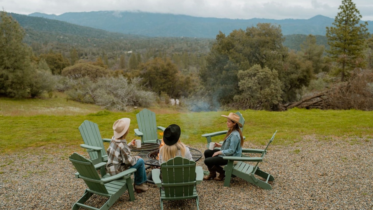 Photo of Others in Mariposa