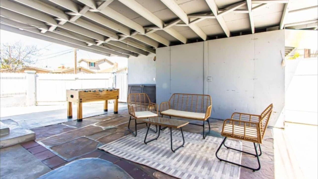 Photo of Patio Balcony in Southeast Anaheim
