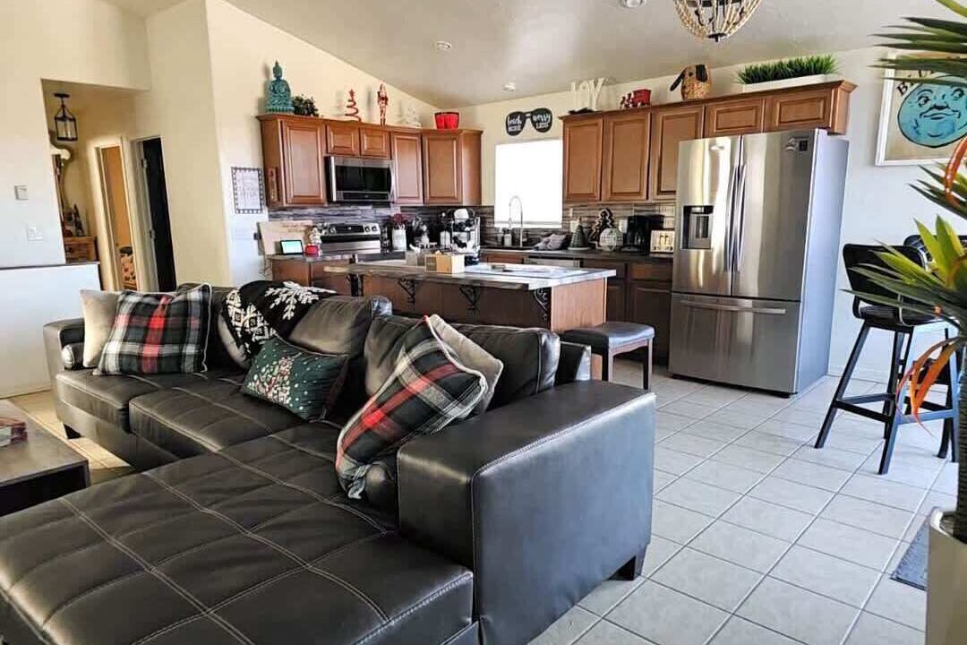 Photo of Livingroom in Parker Strip