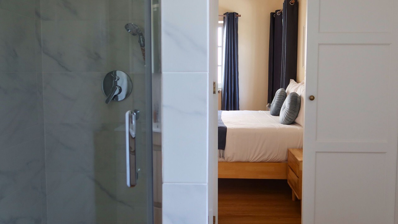Photo of Bathroom in Carcavelos