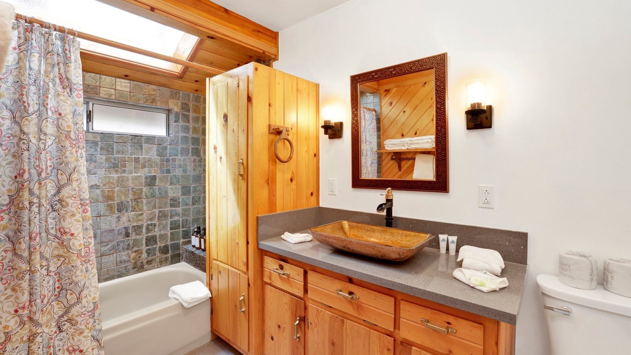 Photo of Bathroom in Sugarloaf