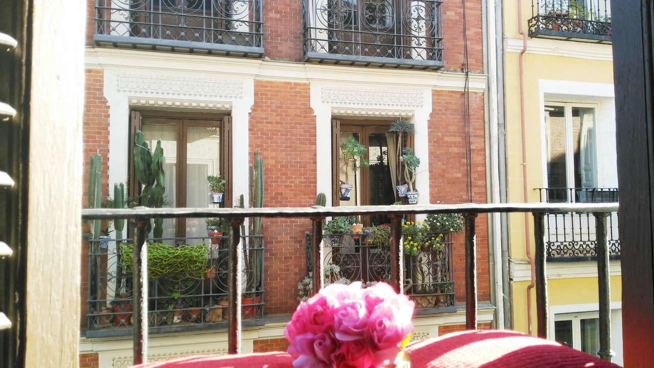 Photo of Bedroom in Golden Triangle of Art