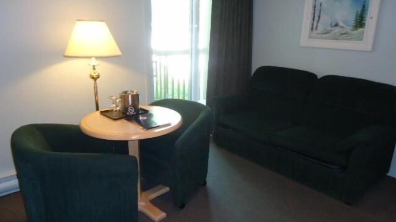 Photo of Livingroom in Sacre Coeur