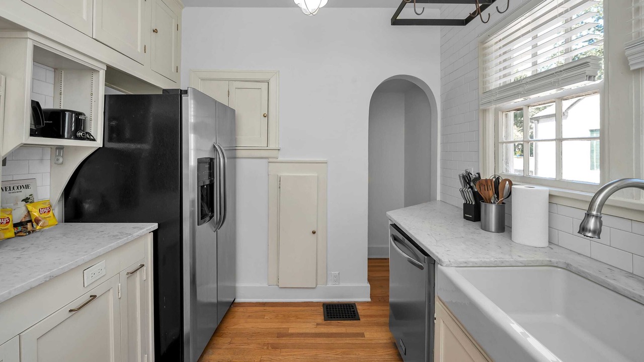 Photo of Kitchen in Redmont Park