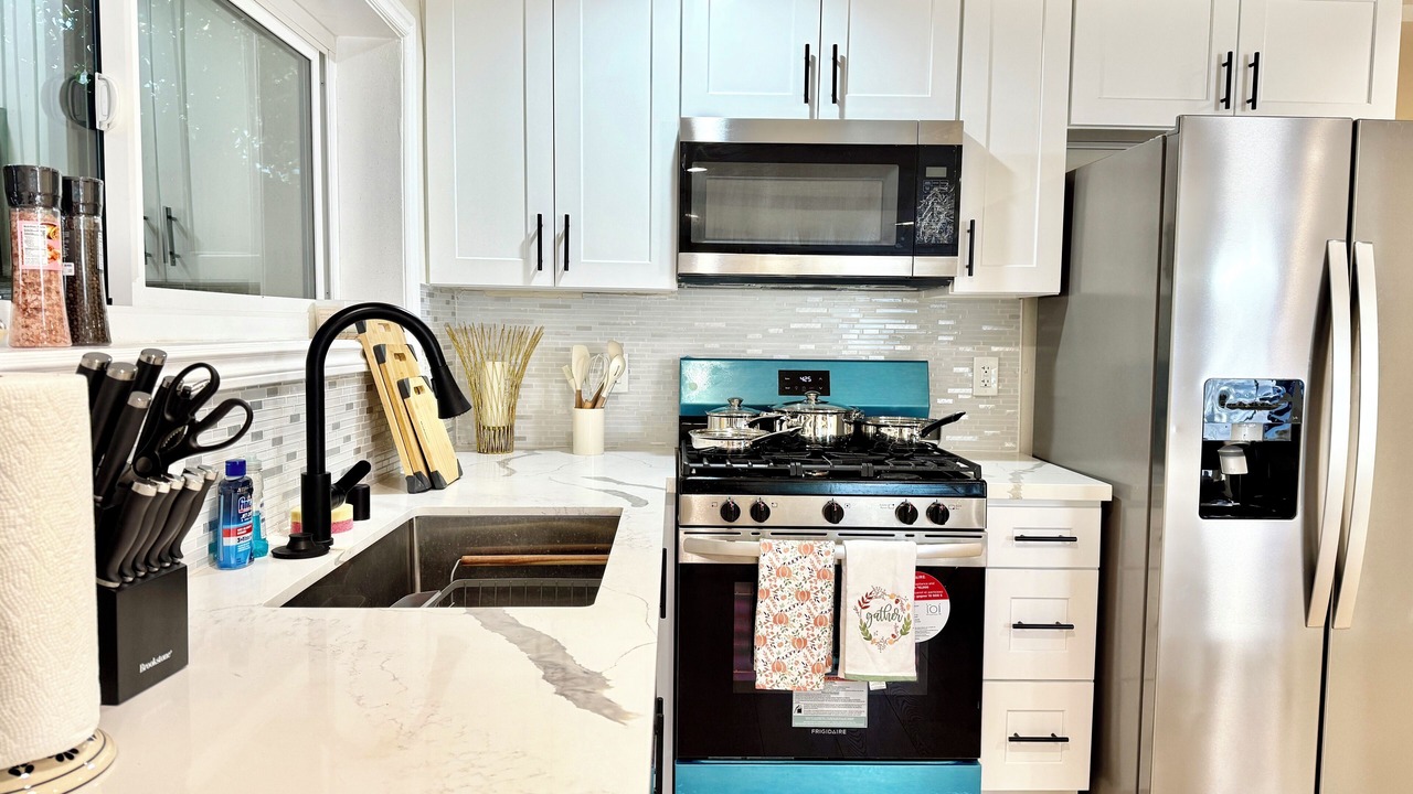 Photo of Kitchen in Altadena