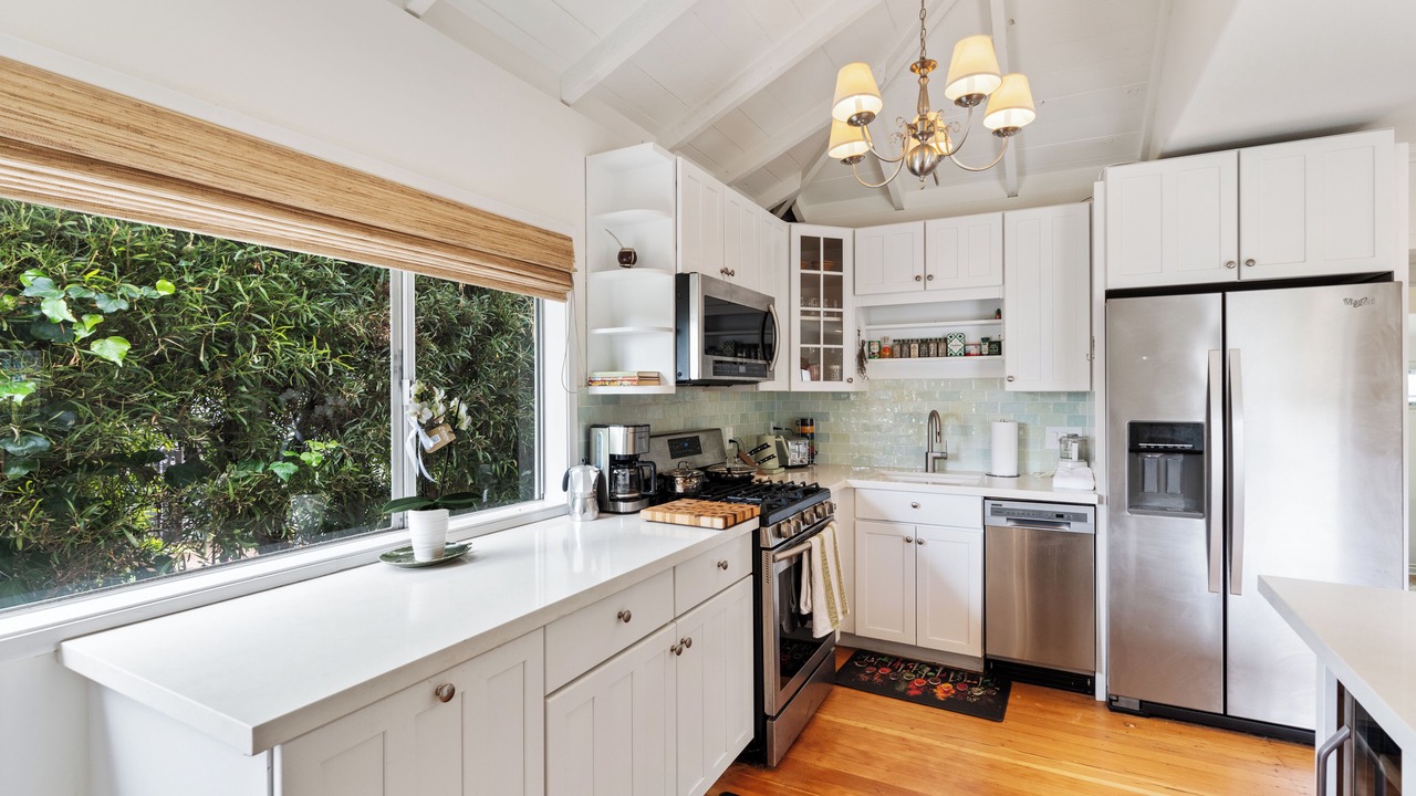 Photo of Kitchen in South Laguna
