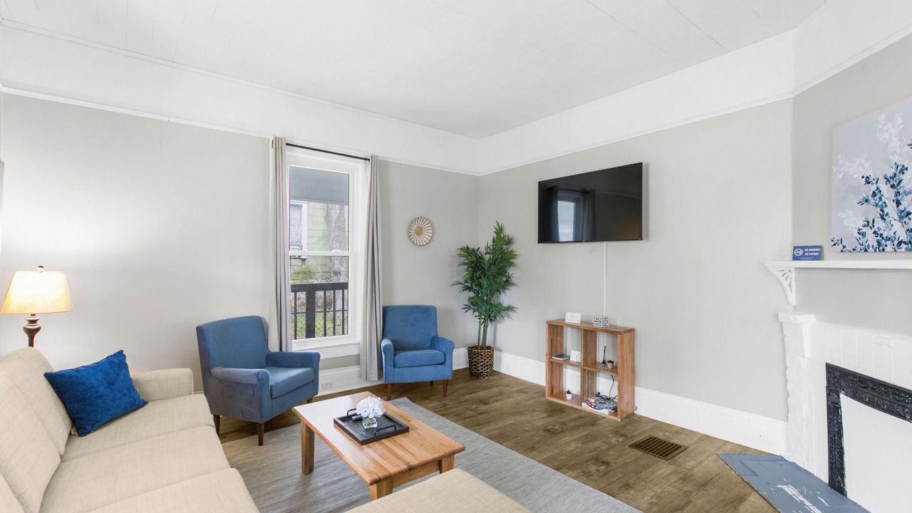 Photo of Livingroom in Birmingham