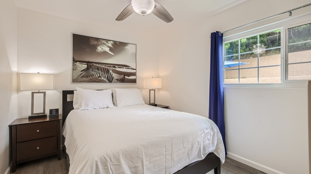 Photo of Livingroom in North Valley