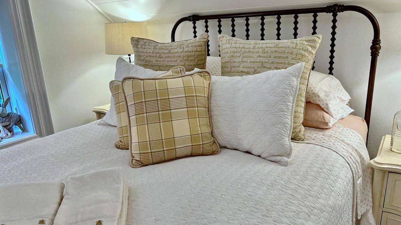 Photo of Bedroom in Creemore