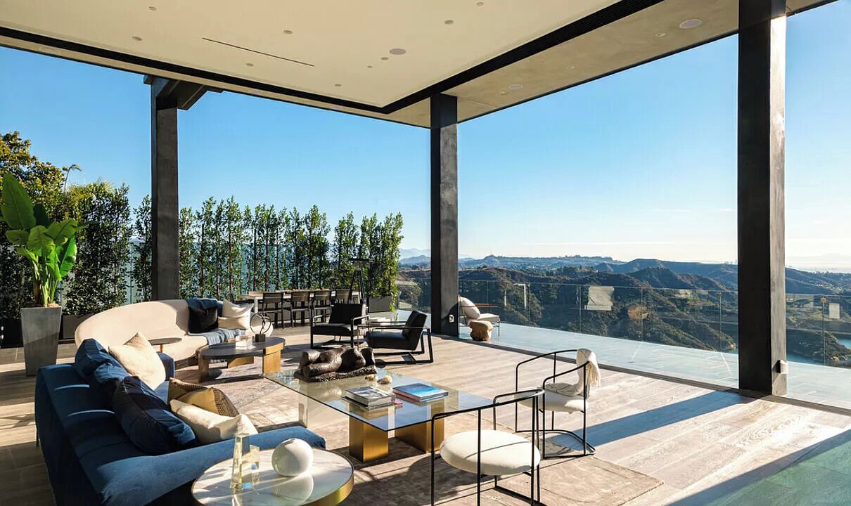 Photo of Others in Bel Air