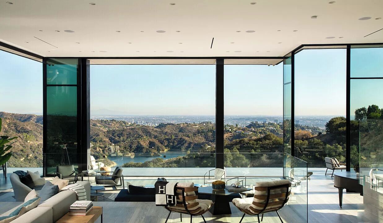 Photo of Others in Bel Air