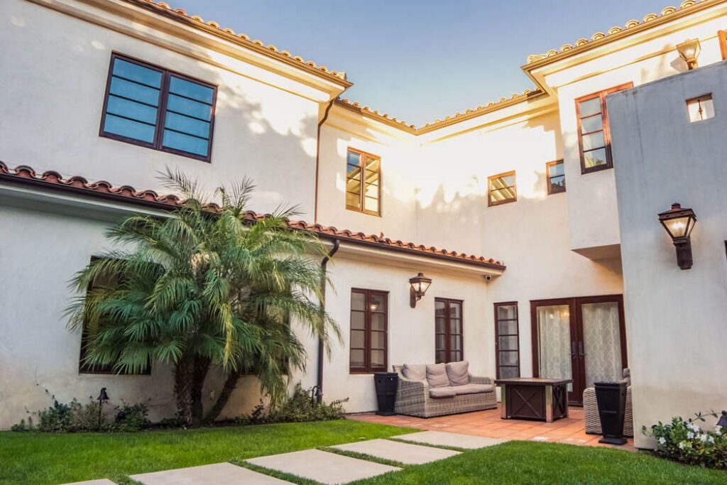 Photo of Outdoor in Hollywood Hills