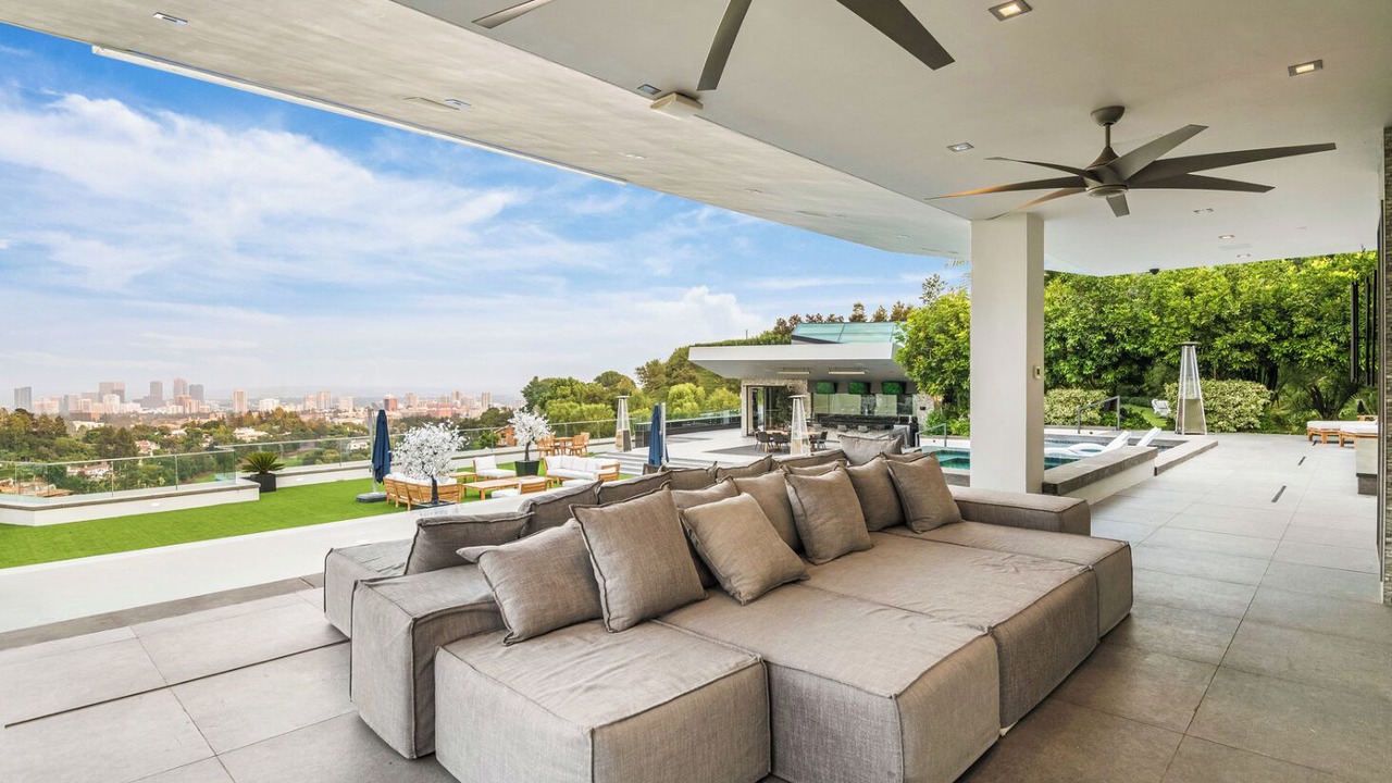 Photo of Patio Balcony in Bel Air