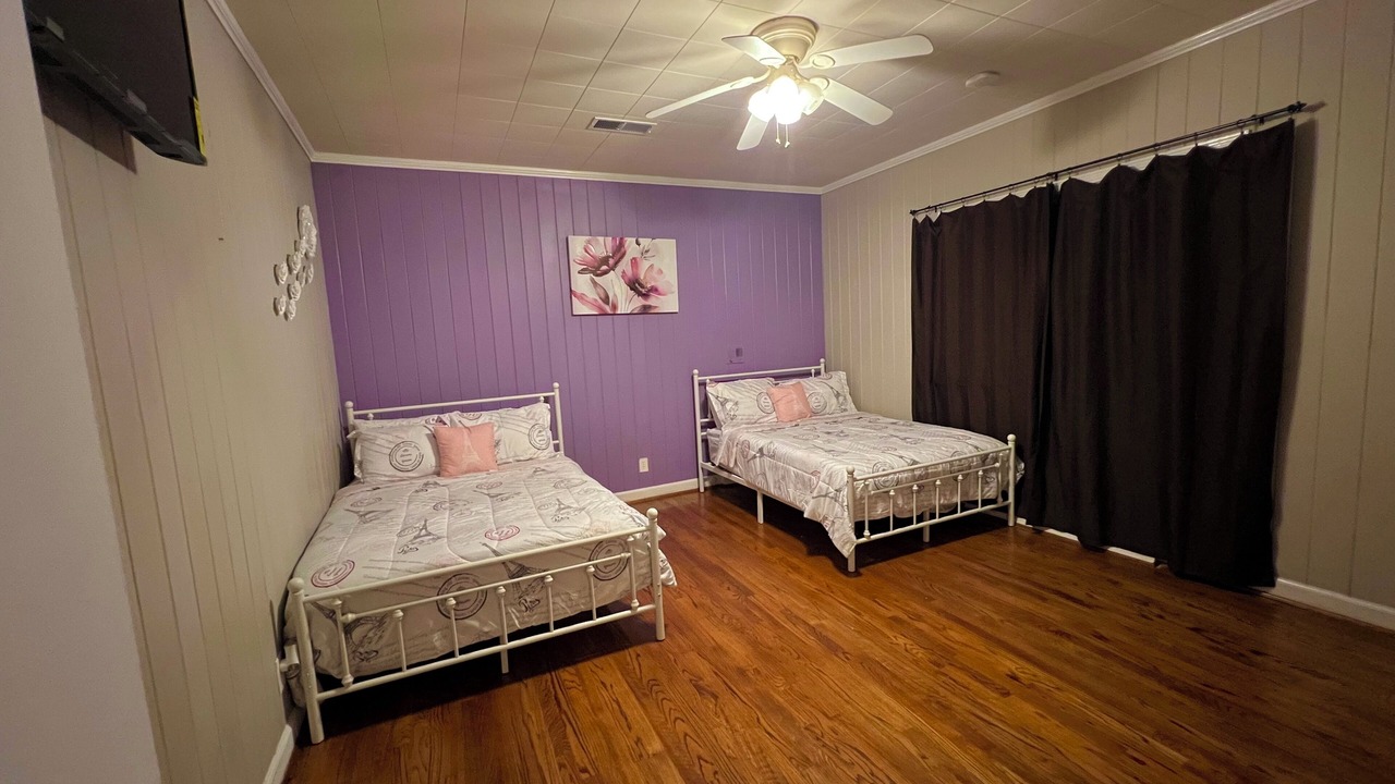 Photo of Bedroom in Tuscaloosa
