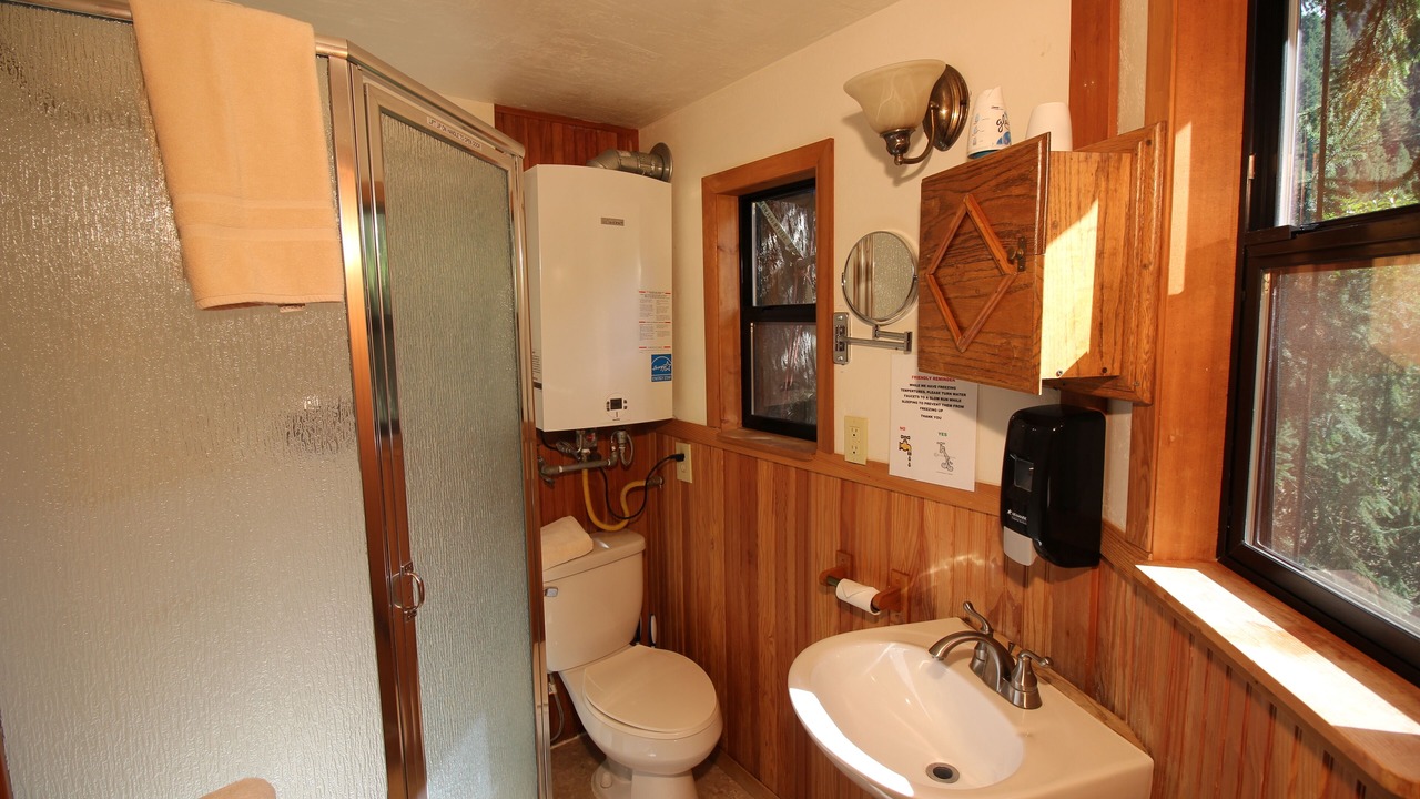 Photo of Bathroom in Cave Junction