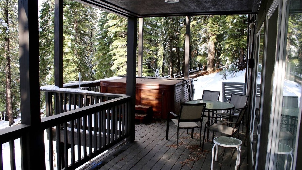 Photo of Outdoor in Country Club Estates
