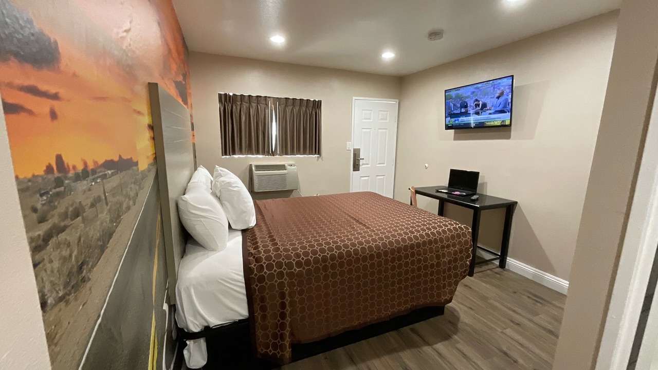 Photo of Bedroom in South Gate