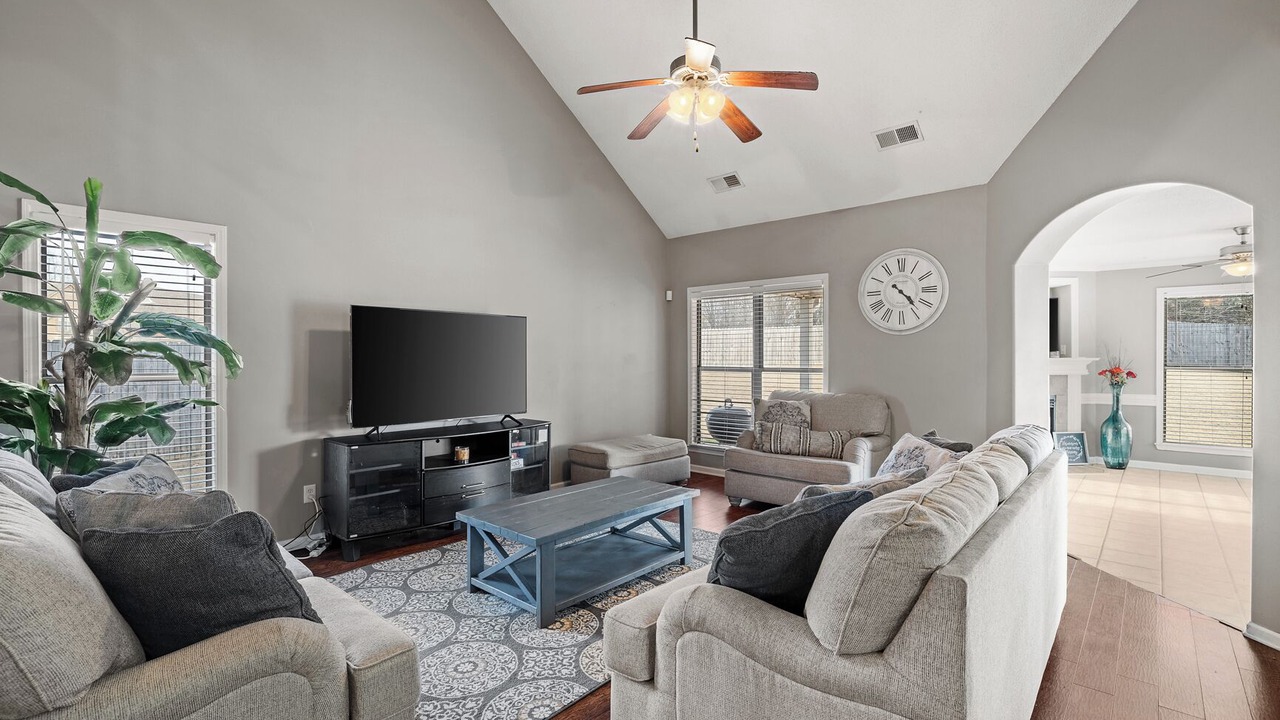Photo of Livingroom in Olive Branch