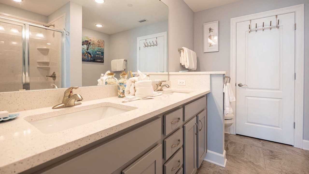 Photo of Bathroom in Orange Beach