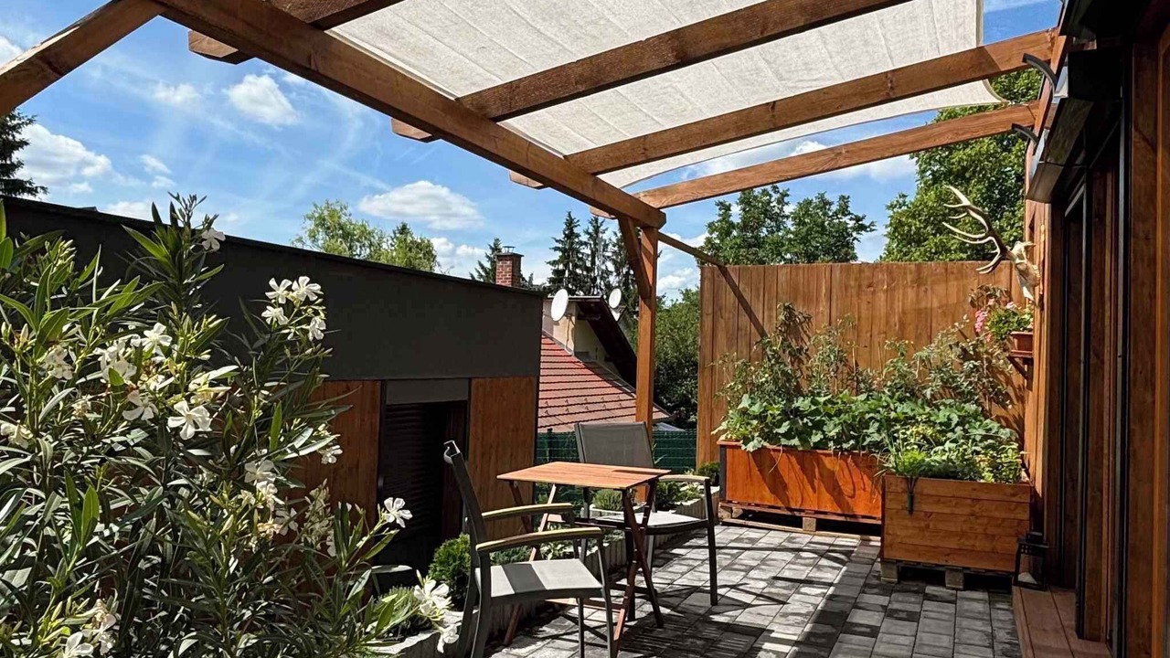 Photo of Patio Balcony in Orfu