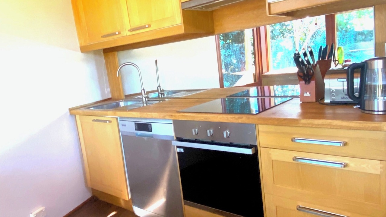 Photo of Kitchen in Reid