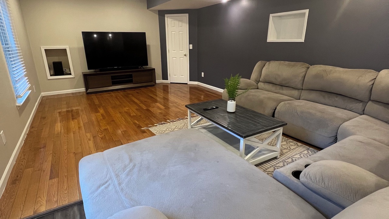 Photo of Livingroom in North Haledon