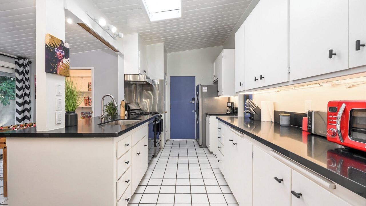 Photo of Kitchen in Northwest Anaheim