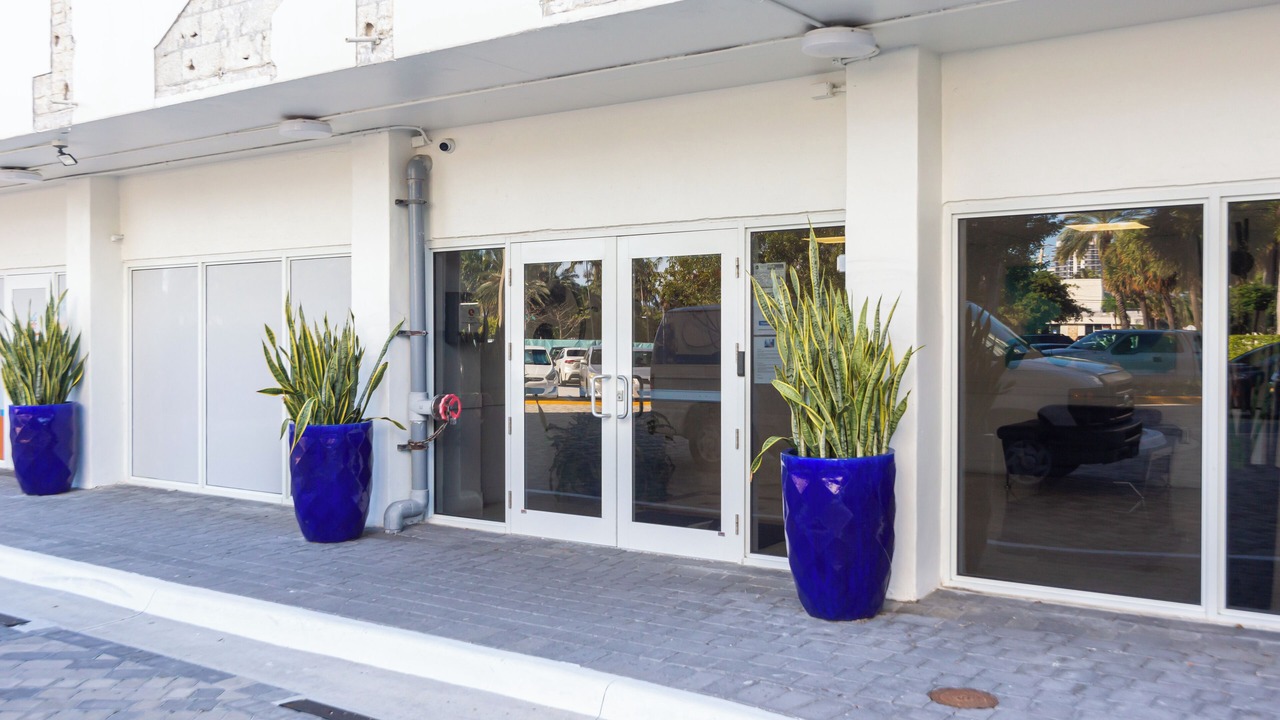 Photo of Outdoor in Mid Beach