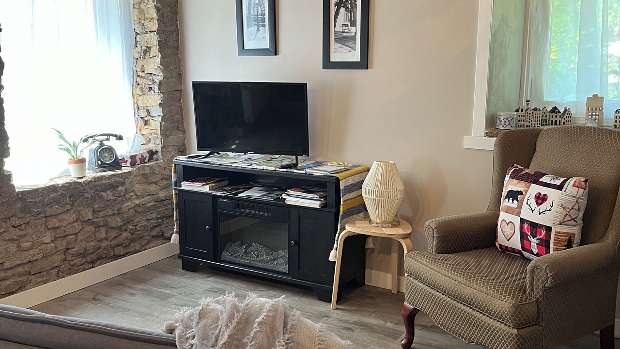 Photo of Livingroom in Elora