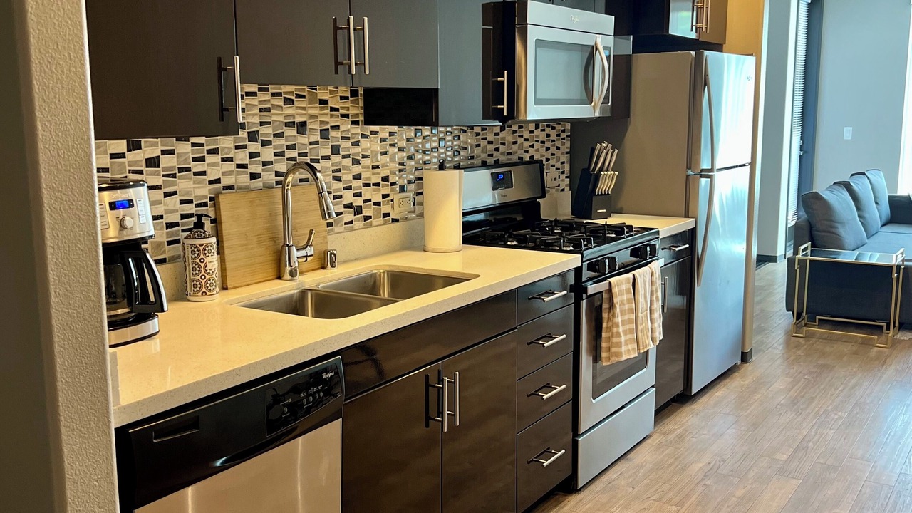Photo of Kitchen in Airport Area