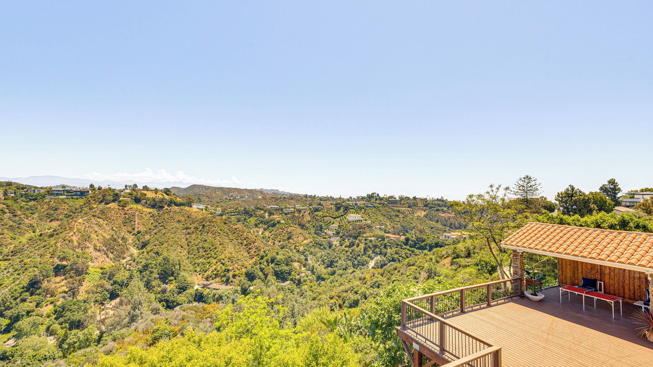 Photo of Others in Bel Air