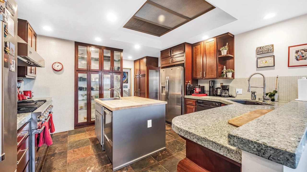 Photo of Kitchen in Altadena