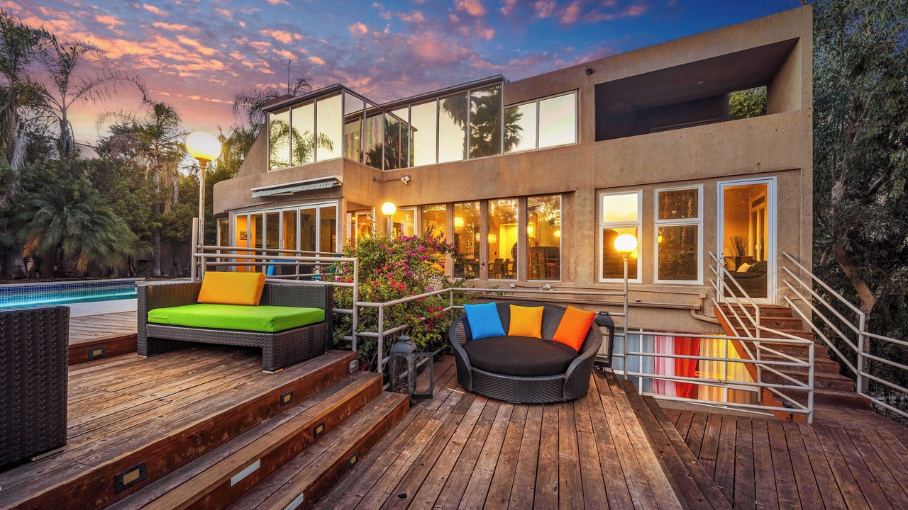 Photo of Patio Balcony in Altadena