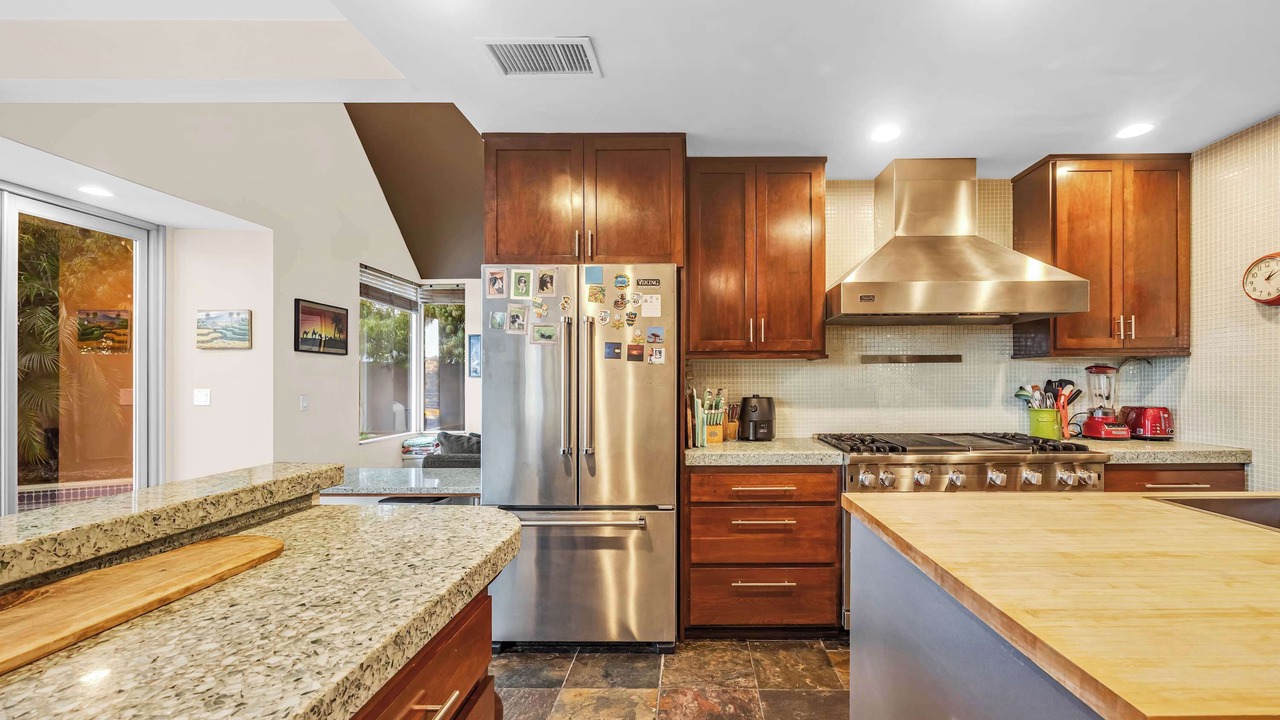 Photo of Kitchen in Altadena