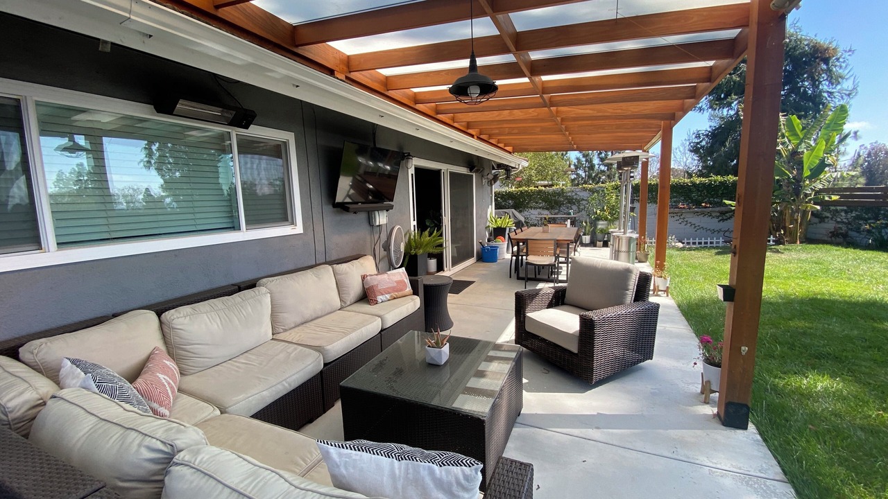 Photo of Patio Balcony in Lake Forest