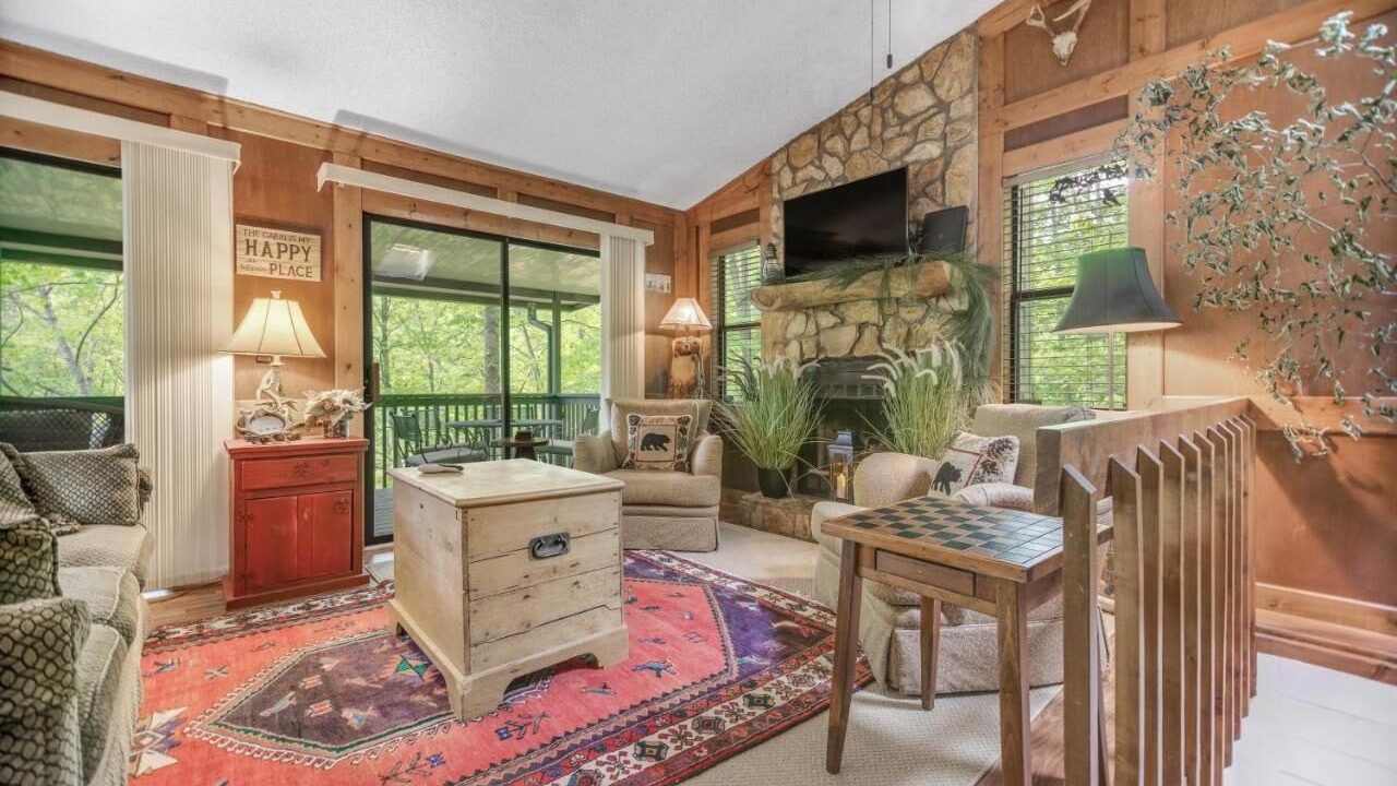 Photo of Livingroom in Sylva