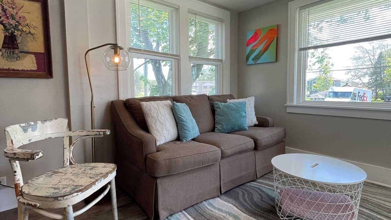Photo of Livingroom in Lakeville