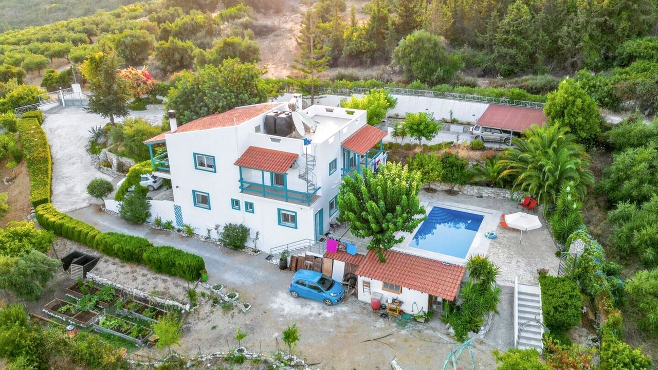 Photo of Outdoor in Douliana