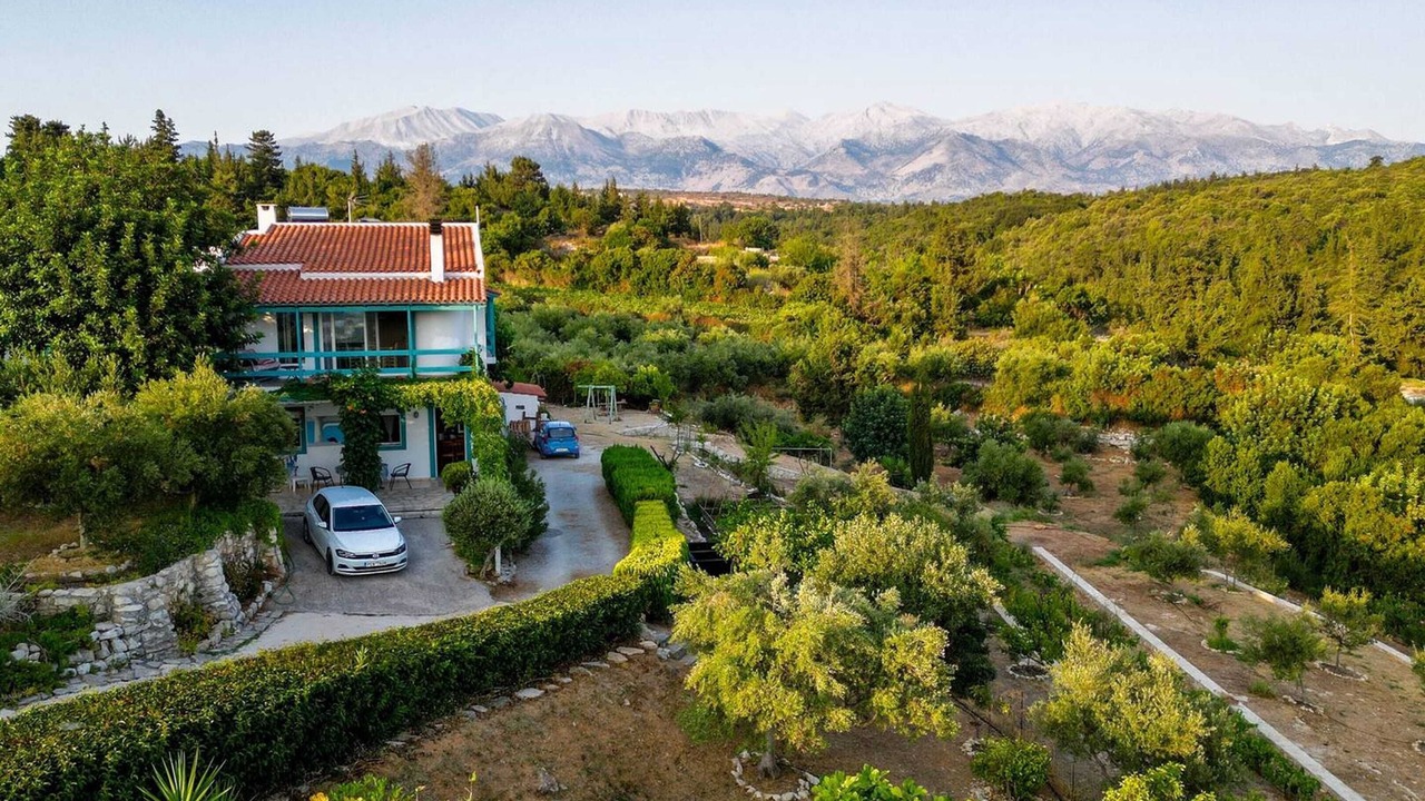 Photo of Outdoor in Douliana