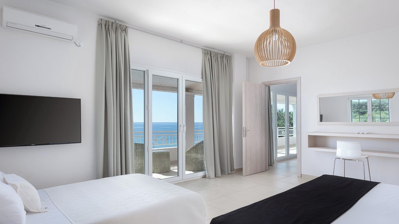 Photo of Bedroom in Skala