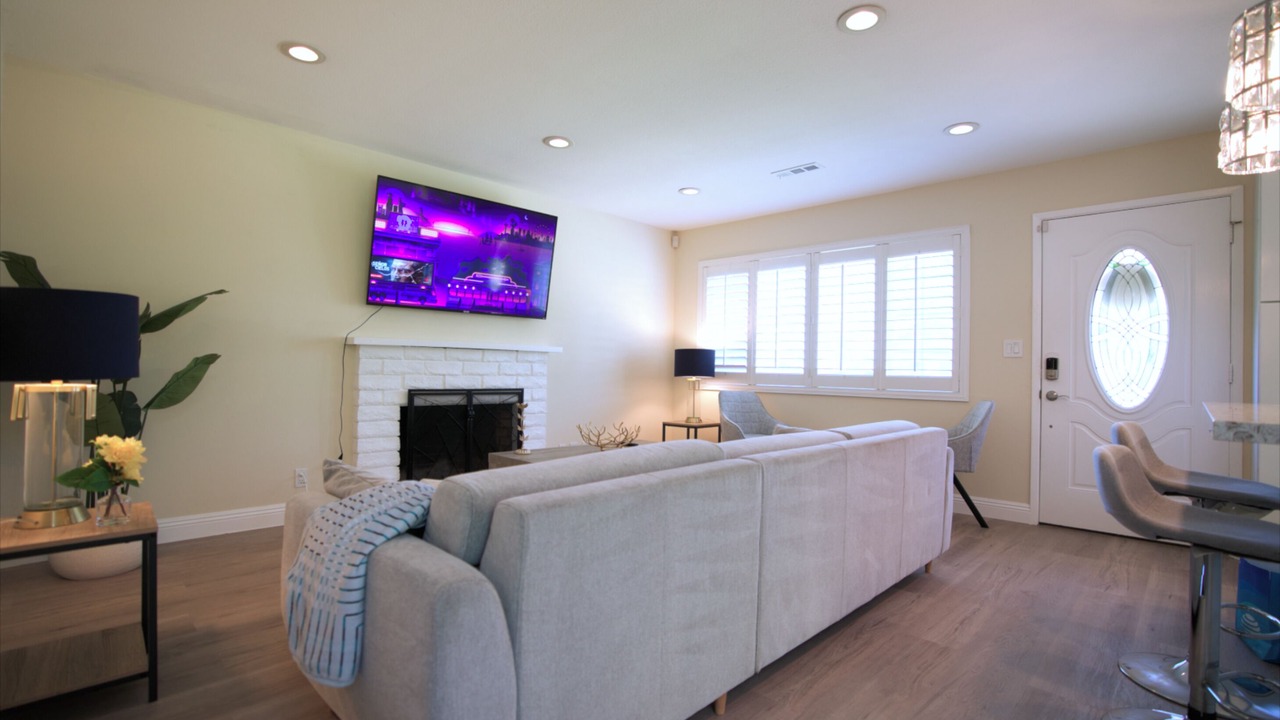 Photo of Livingroom in Edenvale
