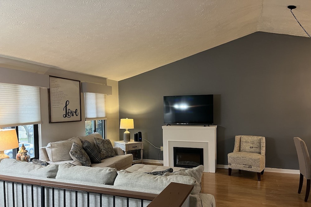Photo of Livingroom in West Henrietta