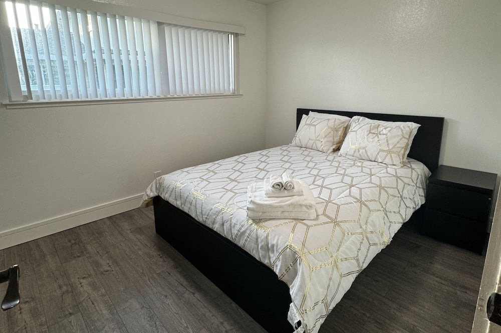 Photo of Bedroom in Cambrian