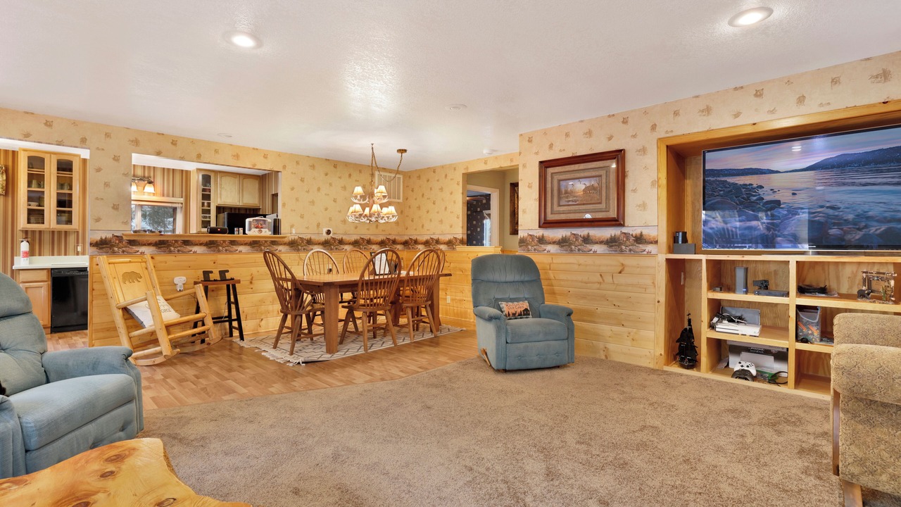 Photo of Livingroom in Big Bear Lake