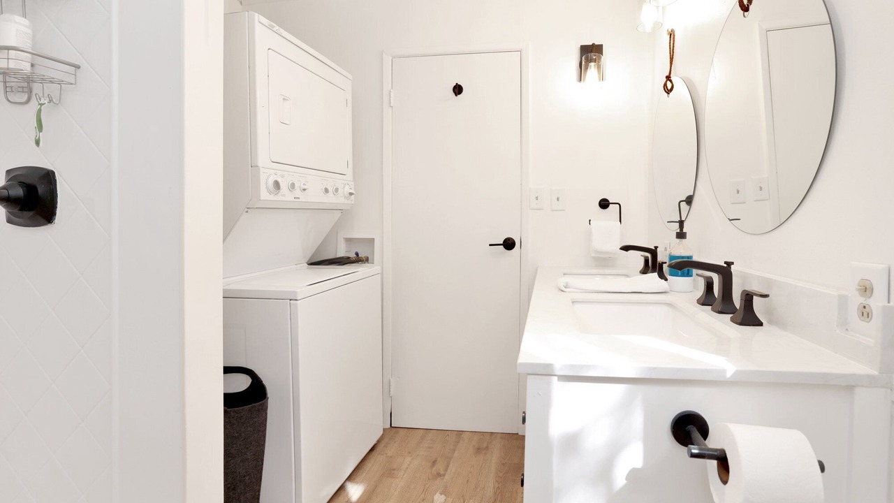 Photo of Bathroom in Upper Moonridge