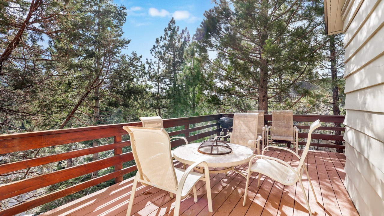 Photo of Outdoor in Upper Moonridge